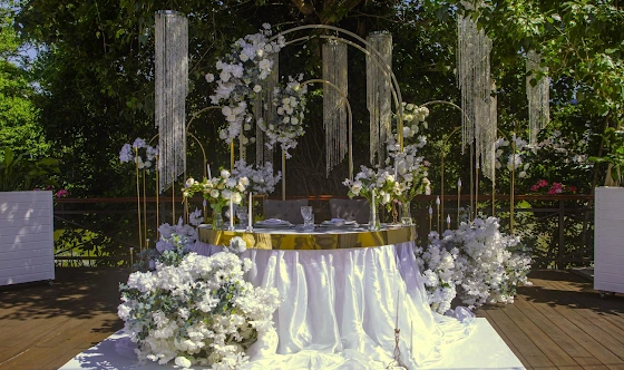 Фото №4 зала Палуба