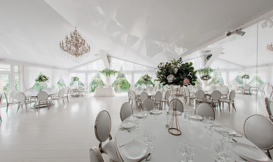 Фото №2 зала Шатер «У озера»