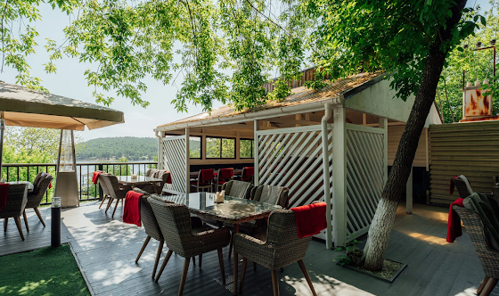 Фото №2 зала Летняя веранда