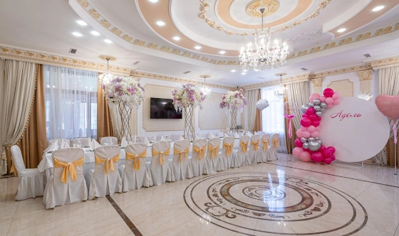 Фото №3 зала Зал «Соколиный дворик»