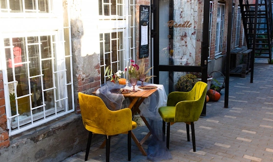 Фото №18 зала Внутренний дворик