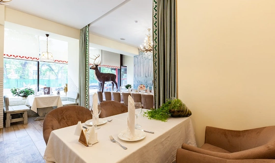 Фото №11 зала Зал «Охотничий»