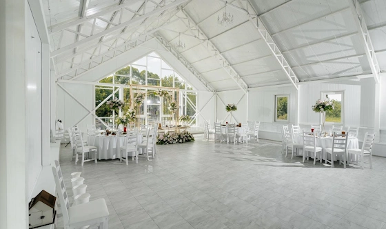 Фото №4 зала Барнхаус