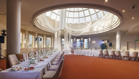 Фото №1 зала Ресторан «Ля Ронд»