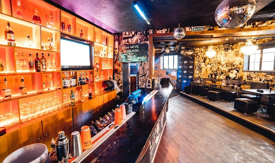 Фото №2 зала Караоке-зал