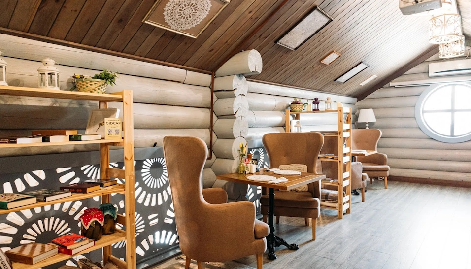 Фото №2 зала Чердак