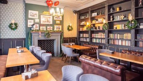 Фото №1 зала Библиотека