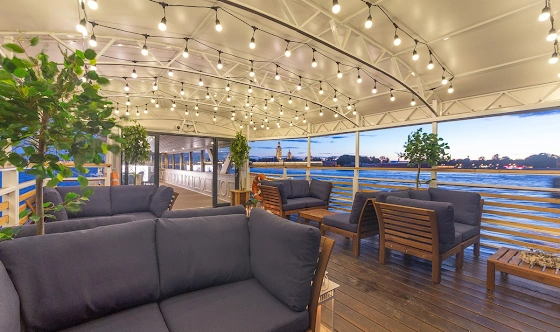 Фото №18 зала Палуба