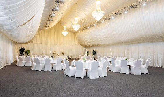 Фото №7 зала Банкетный шатер "Сияние"