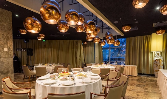 Фото №15 зала Ресторан MEAT&MORE