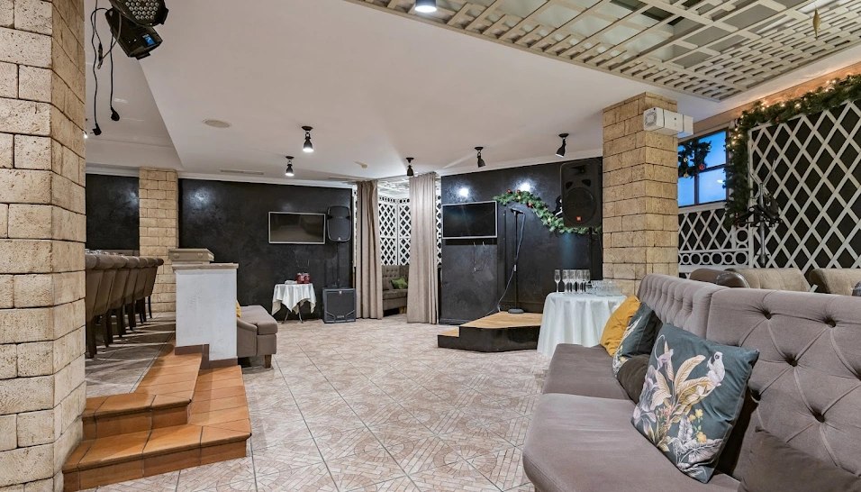 Фото №4 зала Караоке-зал