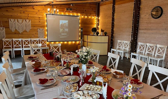 Фото №5 зала Банкетный зал на первом этаже с выходом на пирс