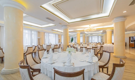 Фото №2 зала Русская Версалия