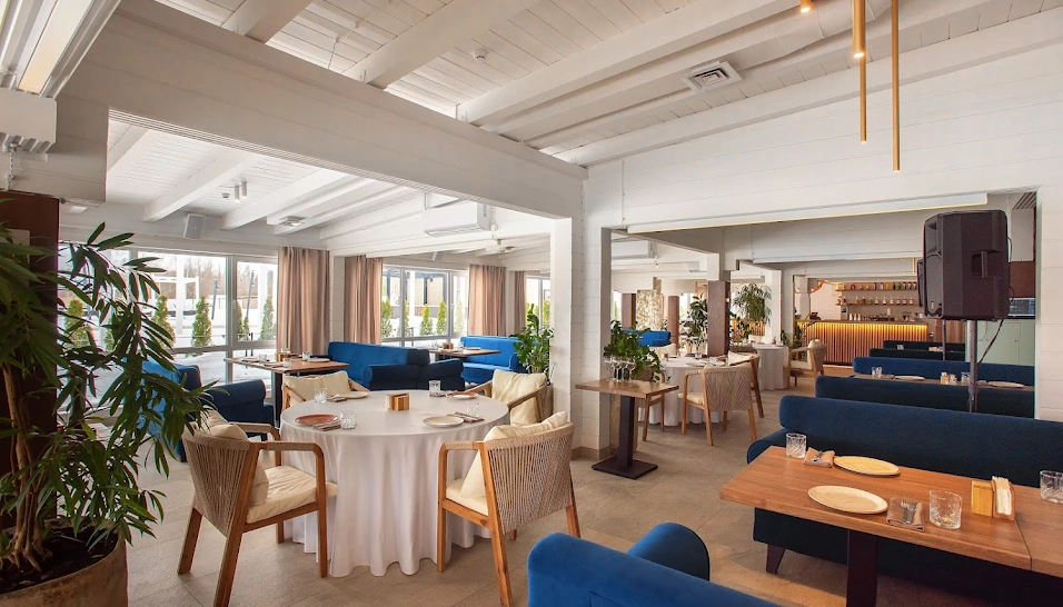 Фото №4 зала Веранда