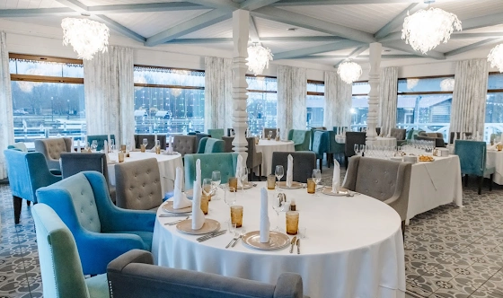 Фото №4 зала Кафе «Иван-чай»