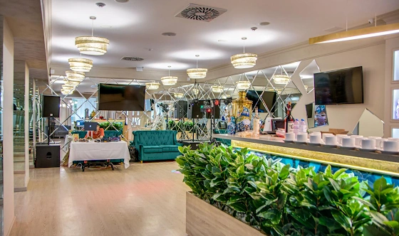 Фото №6 зала Ресторан «Матрешка»