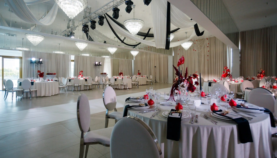 Фото №8 зала Зал Crystal 