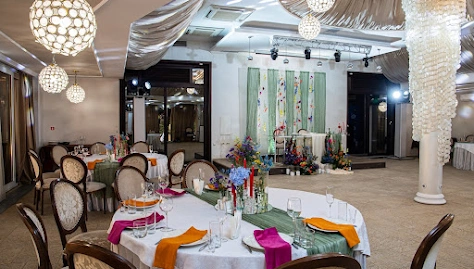 Фото №3 зала Ресторан «Жардин»