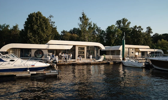 Фото №4 зала Зал "Борт номер один"