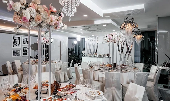 Фото №2 зала Ресторан 10Ten