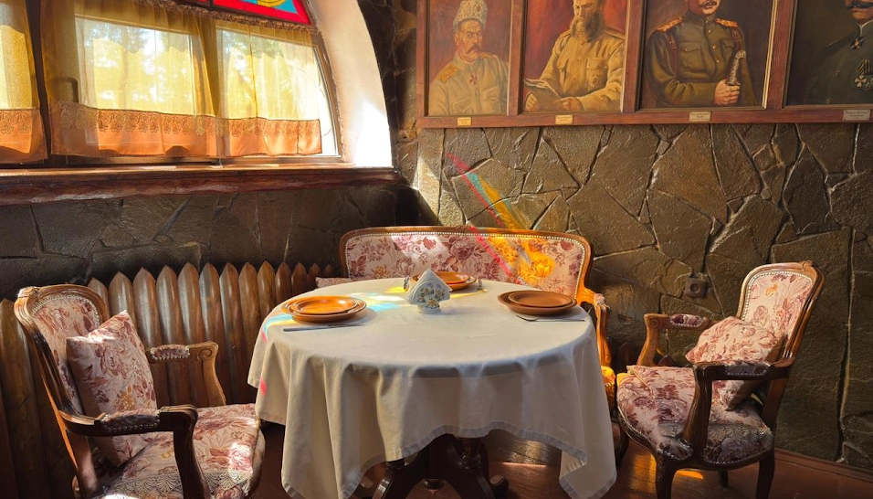 Фото №1 зала Зал "Малая каминная"