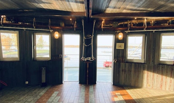 Фото №4 зала Ресторан на воде