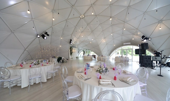 Фото №4 зала Шатер в яблоневом саду