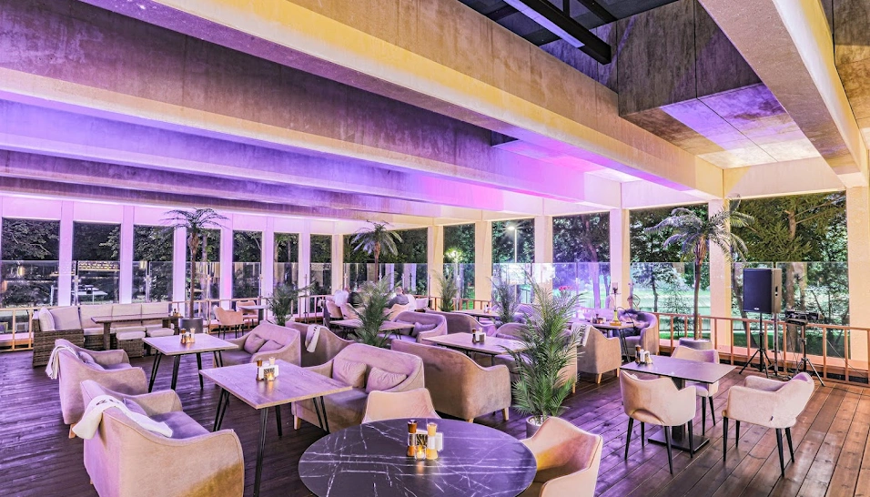 Фото №19 зала Основной зал