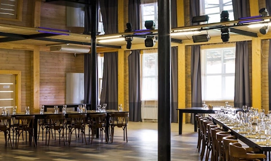 Фото №3 зала Ресторан «Изба»