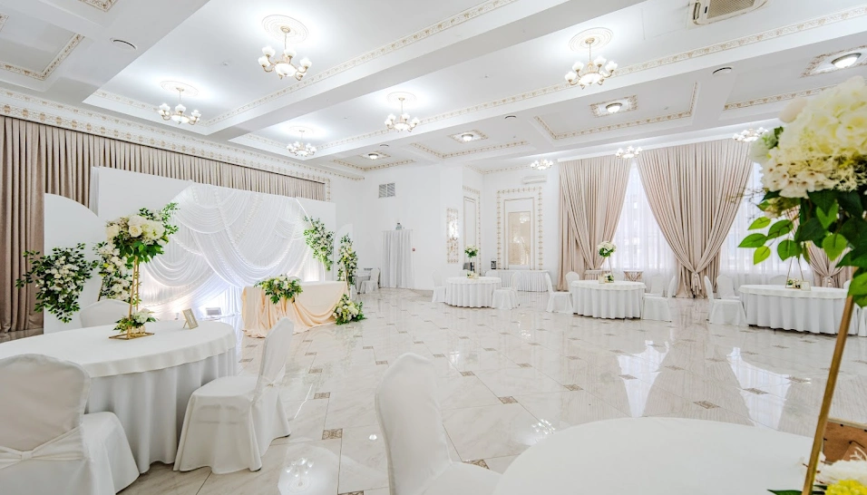 Фото №6 зала Версаль