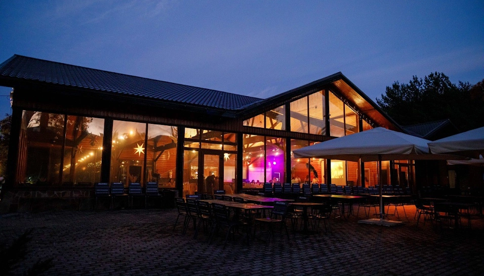 Фото №5 зала Шале на склоне