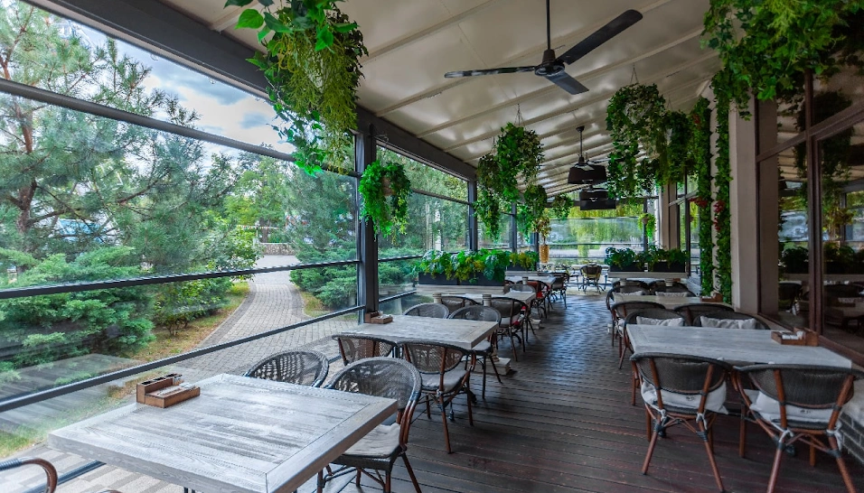 Фото №1 зала Летняя веранда