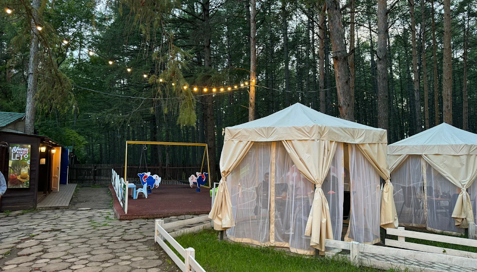 Фото №4 зала Маленькие беседки 