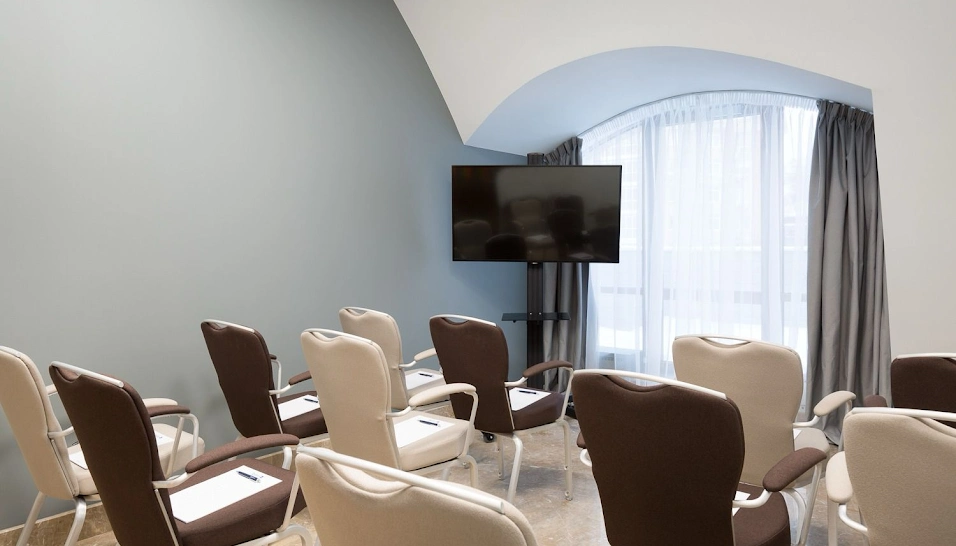 Фото №1 зала Переговорная  "Дон"