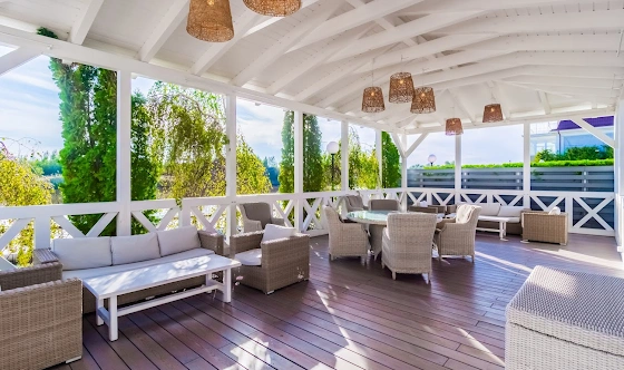 Фото №4 зала Открытая беседка