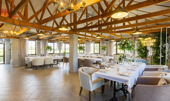 Фото №2 зала Ресторан у озера