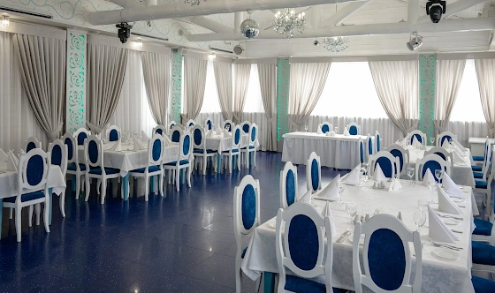 Фото №1 зала Светлая горница