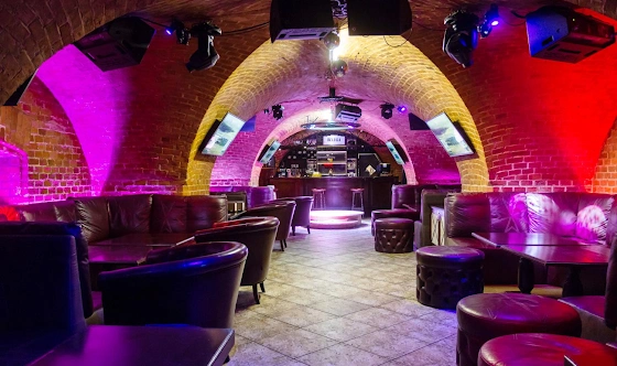 Фото №1 зала Караоке-клуб