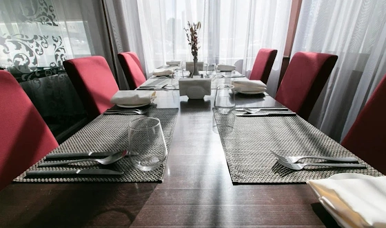 Фото №8 зала Ресторан Four