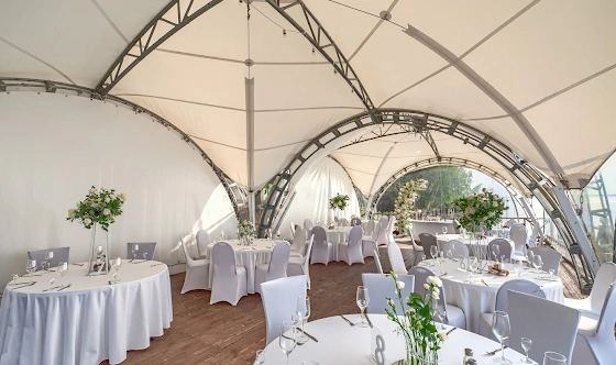 Фото №14 зала Шатер на воде