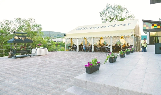 Фото №3 зала Летняя терраса 