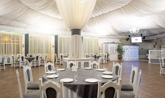 Фото №1 зала Зал «Витражный»