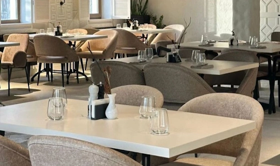 Фото №2 зала Правое крыло (2 этаж)