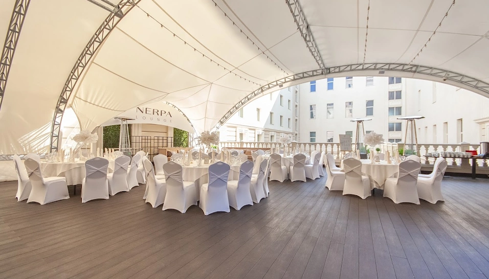 Фото №5 зала Летняя  терраса ресторана Галерея