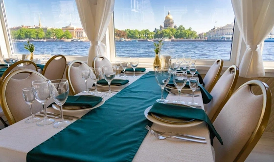 Фото №5 зала Палуба