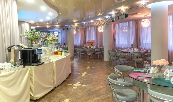 Фото №4 зала Зал ресторана «Жемчужина»