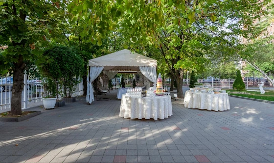 Фото №6 зала Летнее кафе-терраса 