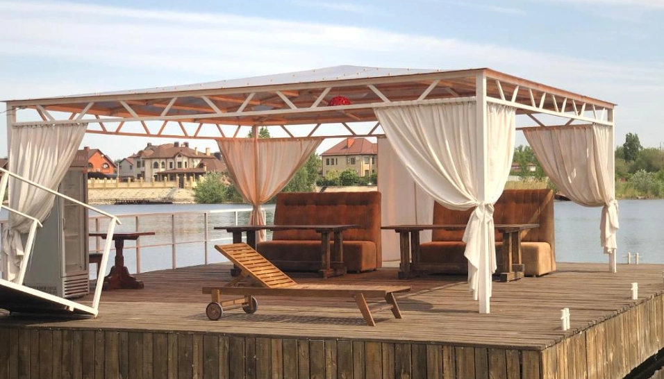 Фото №2 зала Понтон