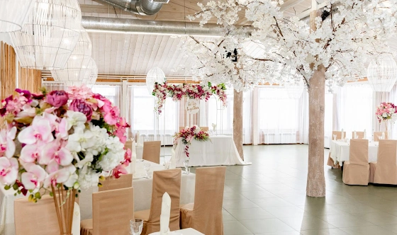 Фото №1 зала Зал «Яблоневый сад»