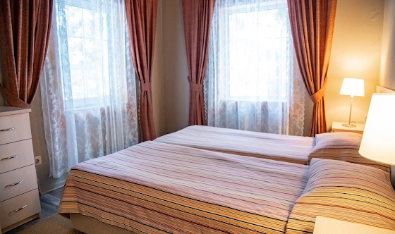 Фото №7 зала Альпийские дома "Северный поселок"